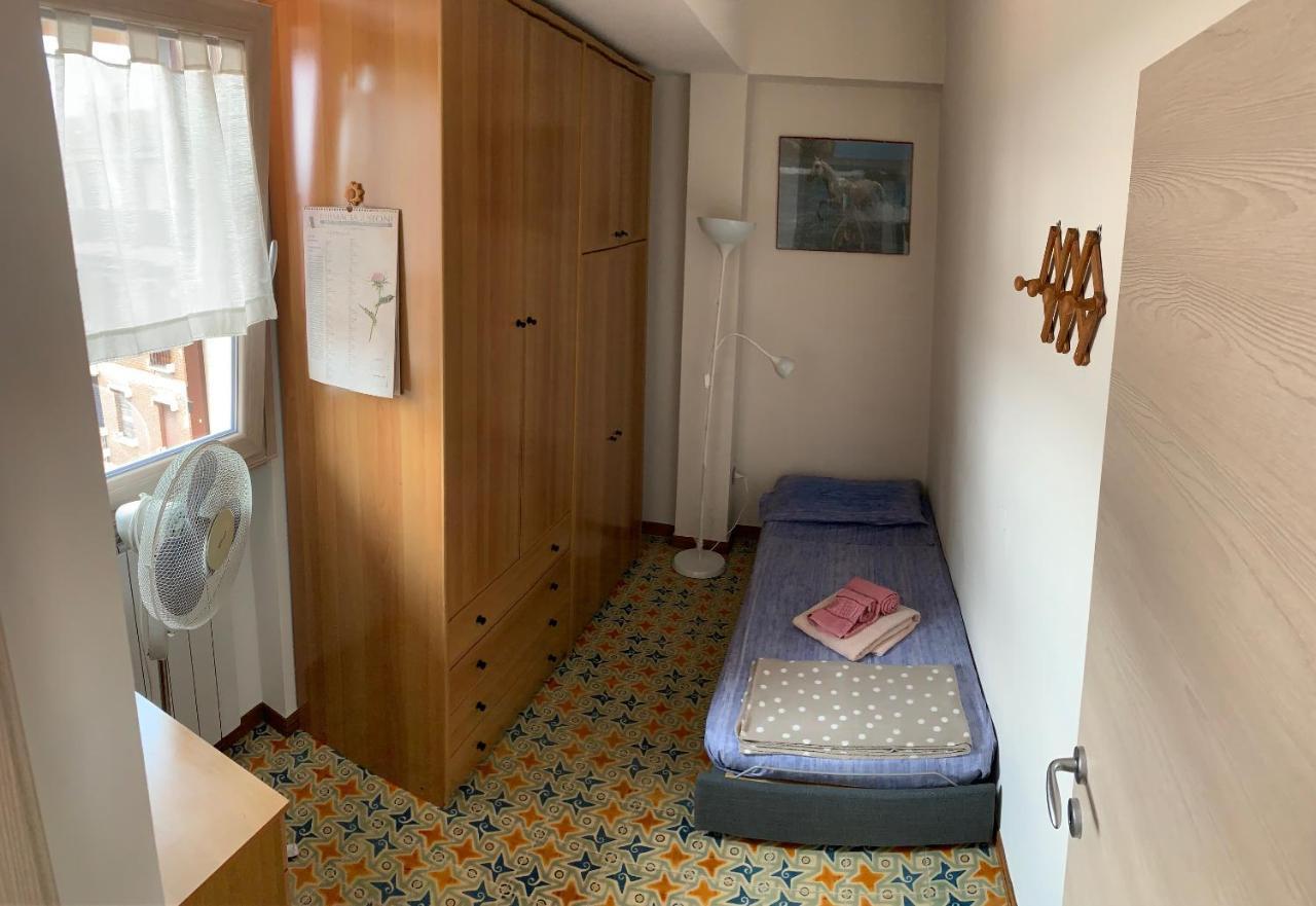 Attico Mansardato Affacciato Sul Cuore Di Brescia Luaran gambar