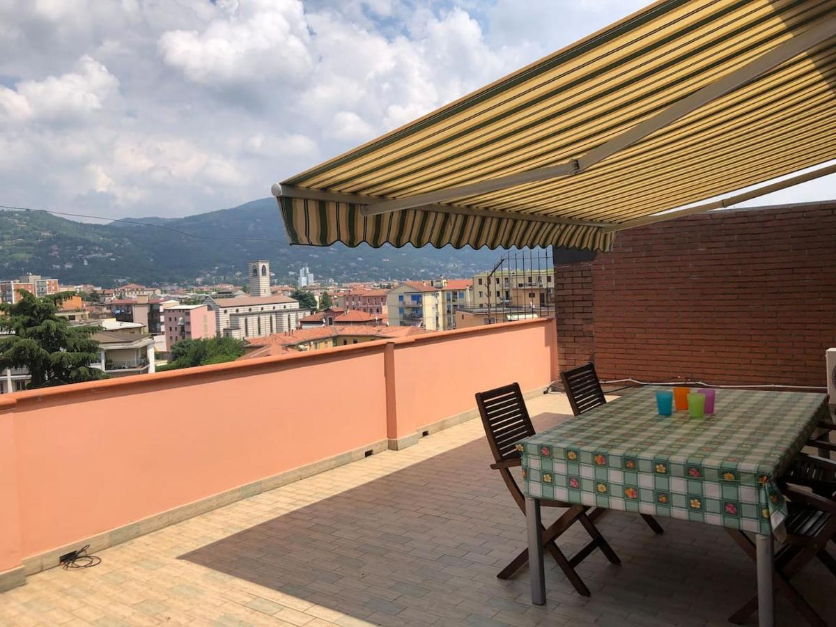 Attico Mansardato Affacciato Sul Cuore Di Brescia Luaran gambar
